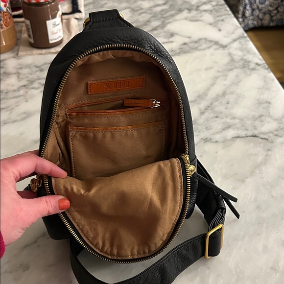 HOBO Fern Sling Pebble Black - Picture 3 of 7